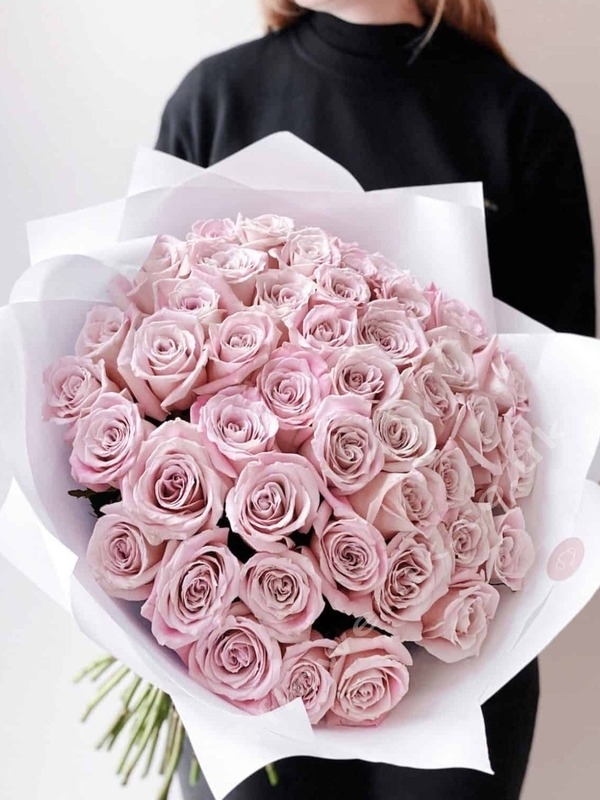 Pretty Light Pink Rose Bouquet
