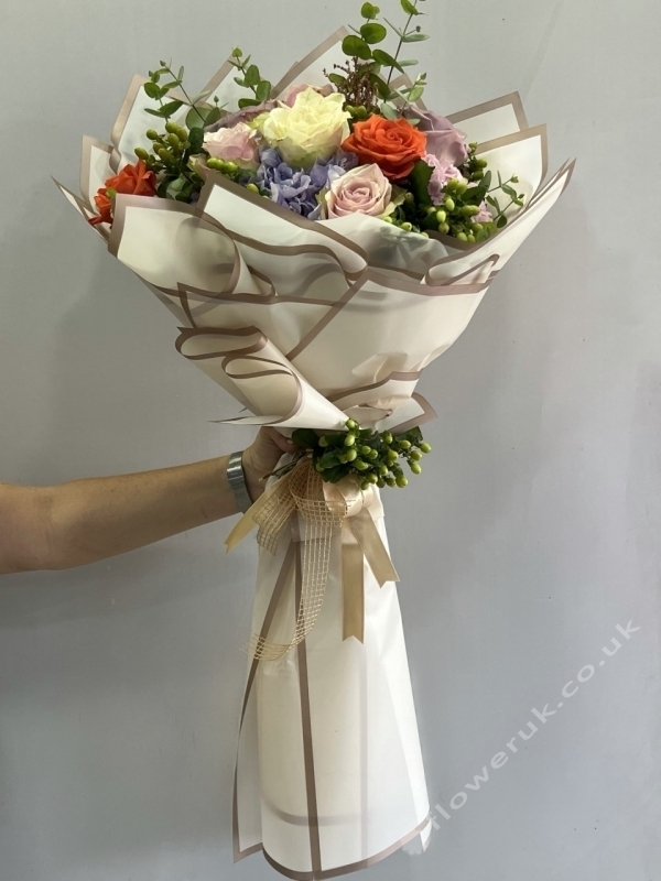 Rose & Hydrangea Bouquet