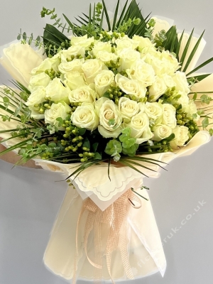 Deluxe 40 White Rose