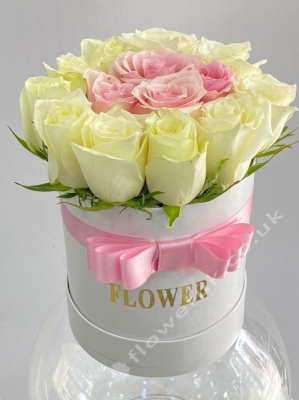 Sweet White & Pink Roses In Box